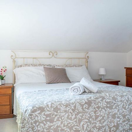 Simply Rome Apartment ชัมปีโน ภายนอก รูปภาพ