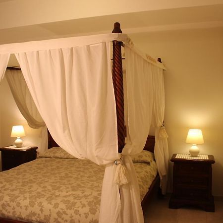 Simply Rome Apartment ชัมปีโน ภายนอก รูปภาพ