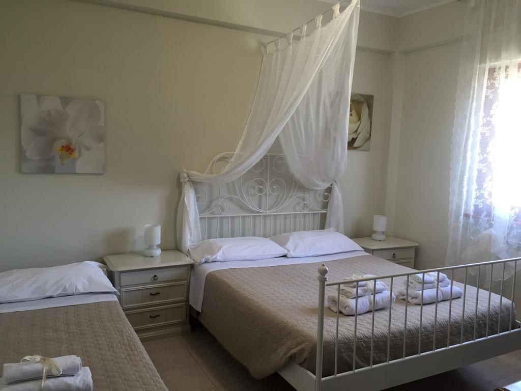 Simply Rome Apartment ชัมปีโน ห้อง รูปภาพ