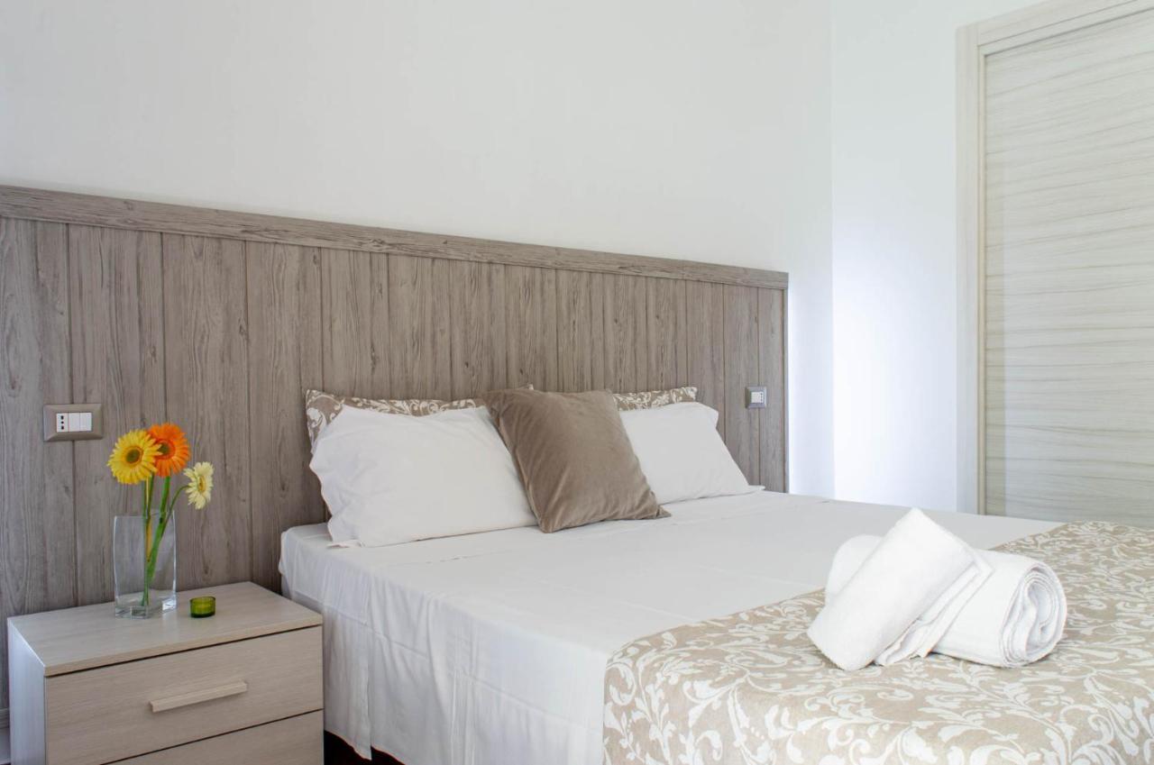 Simply Rome Apartment ชัมปีโน ภายนอก รูปภาพ