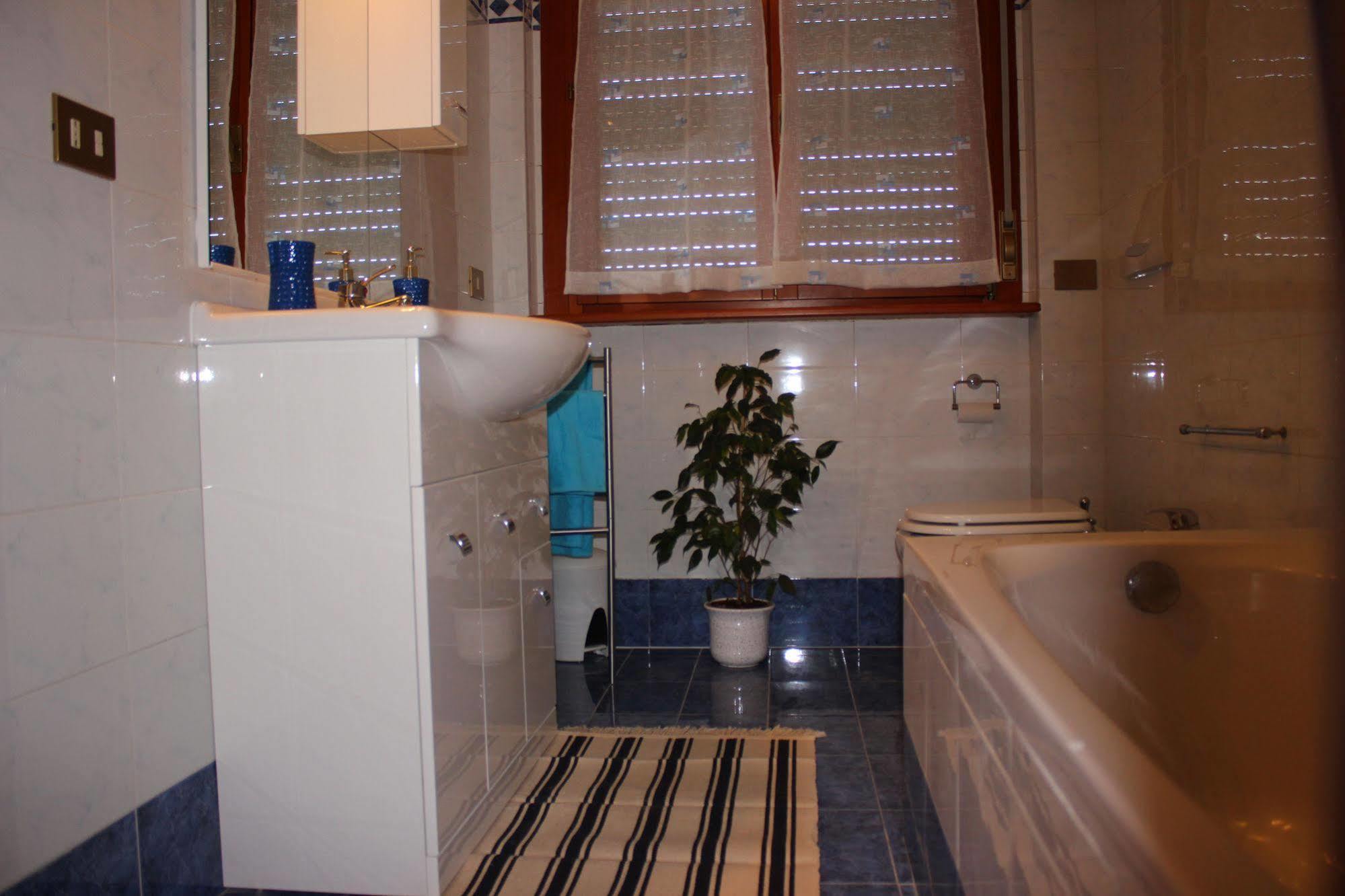 Simply Rome Apartment ชัมปีโน ภายนอก รูปภาพ