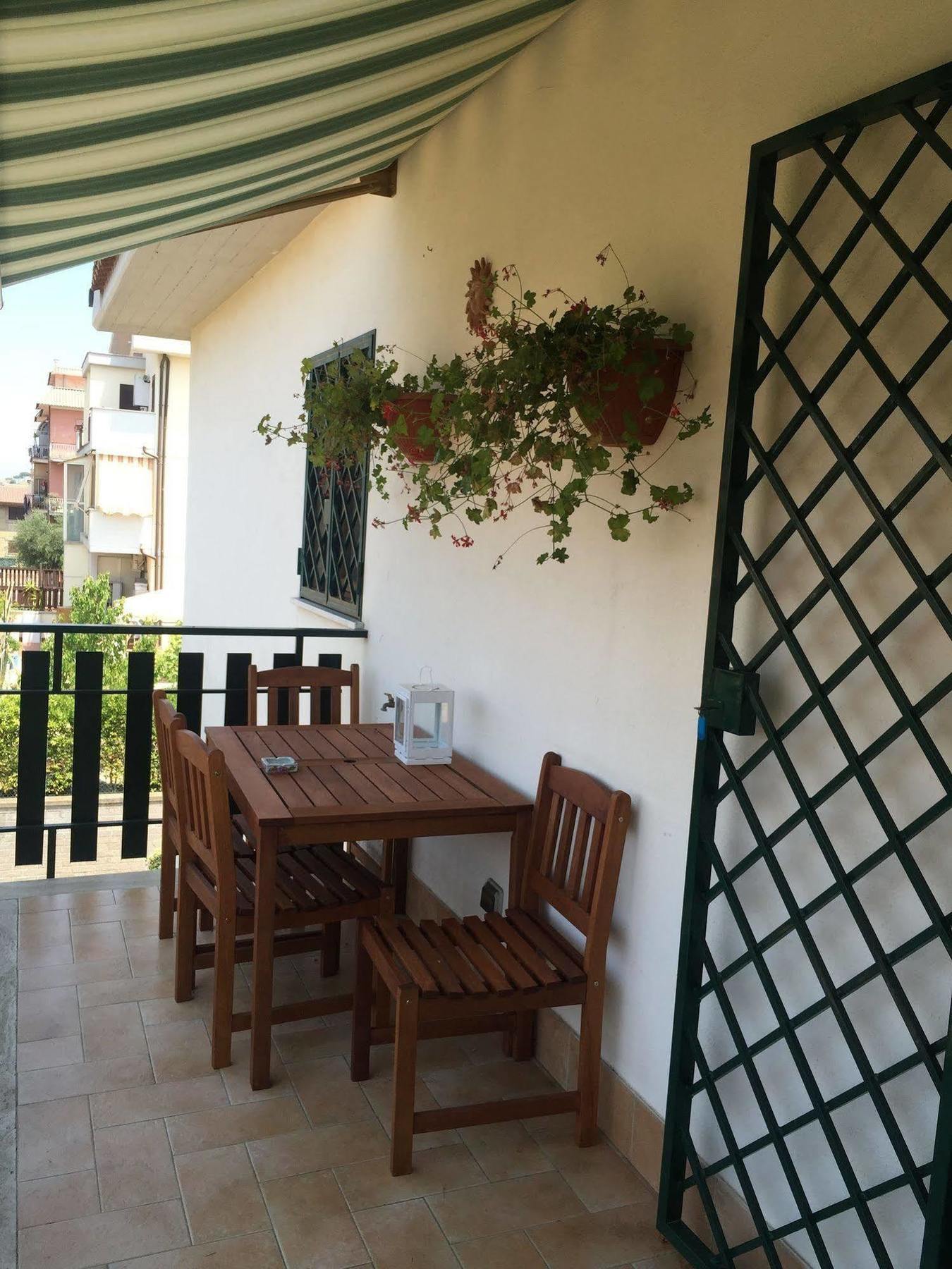 Simply Rome Apartment ชัมปีโน ภายนอก รูปภาพ